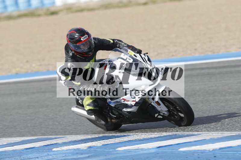 /Archiv-2024/02 29.01.-02.02.2024 Moto Center Thun Jerez/Gruppe gruen-green/95